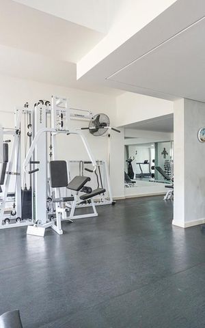 Apartamento à venda com 93m², 3 quartos e 2 vagas Apartamento à venda com 93m², 3 quartos e 2 vagasAcademia