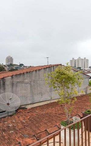 Casa à venda com 300m², 3 quartos e 2 vagasVista terraço 