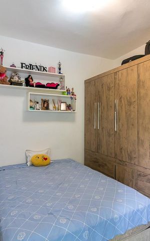 Casa à venda com 300m², 3 quartos e 2 vagasQuarto de serviço