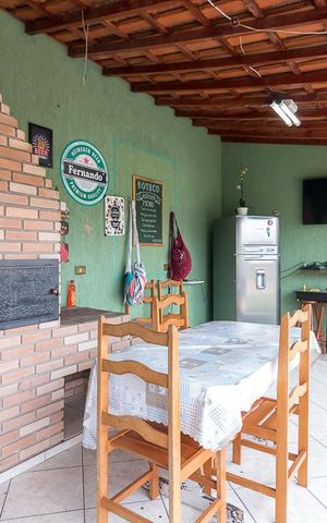 Casa à venda com 300m², 3 quartos e 2 vagasChurrasqueira