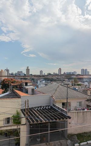 Casa à venda com 225m², 2 quartos e 2 vagas Casa à venda com 225m², 2 quartos e 2 vagasVista Quarto 2