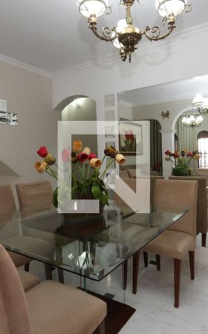 Casa à venda com 180m², 3 quartos e 3 vagasSala de Jantar