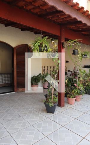 Casa à venda com 180m², 3 quartos e 3 vagasVaranda da suíte