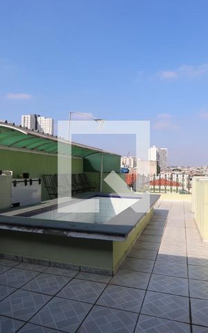 Casa à venda com 180m², 3 quartos e 3 vagasLazer com piscina
