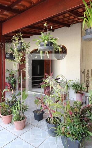 Casa à venda com 180m², 3 quartos e 3 vagasVaranda da suíte