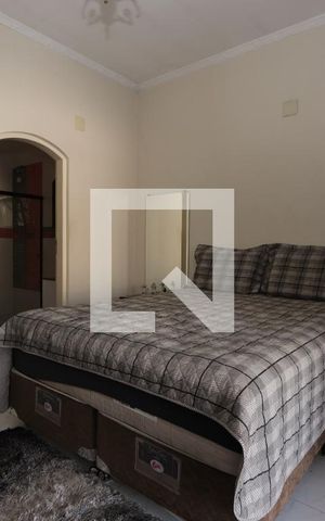 Casa à venda com 180m², 3 quartos e 3 vagasSuíte