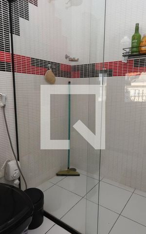 Casa à venda com 180m², 3 quartos e 3 vagasBanheiro da Suíte