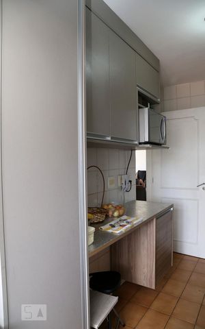 Apartamento para alugar com 58m², 2 quartos e 1 vagaCozinha - Armários