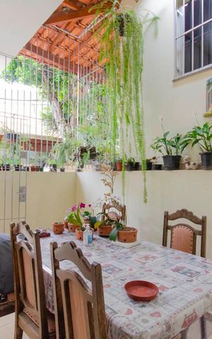Casa à venda com 459m², 3 quartos e 5 vagas Casa à venda com 459m², 3 quartos e 5 vagasAnexo Cozinha