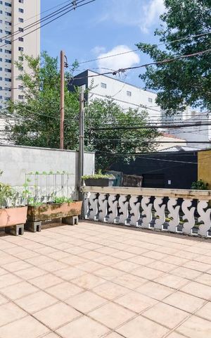 Casa à venda com 210m², 4 quartos e 3 vagas Casa à venda com 210m², 4 quartos e 3 vagasSacada da Suíte
