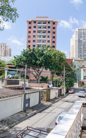 Casa à venda com 210m², 4 quartos e 3 vagas Casa à venda com 210m², 4 quartos e 3 vagasVista da Sacada da Suíte