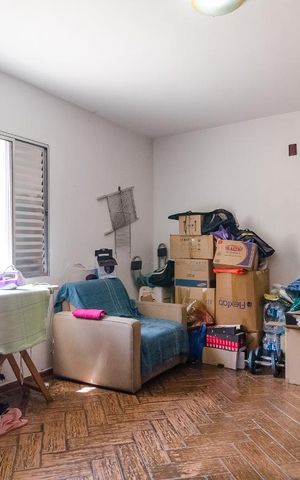 Casa à venda com 210m², 4 quartos e 3 vagas Casa à venda com 210m², 4 quartos e 3 vagasQuarto 4