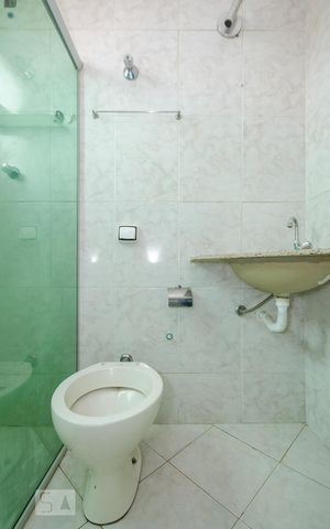 Apartamento à venda com 80m², 3 quartos e 2 vagasBanheiro Social