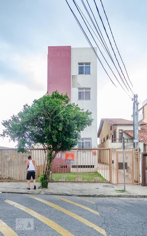 Apartamento à venda com 80m², 3 quartos e 2 vagasFachada