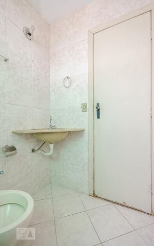 Apartamento à venda com 80m², 3 quartos e 2 vagasBanheiro Social