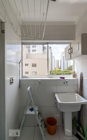 Apartamento à venda com 78m², 2 quartos e 1 vagaÁrea de serviço