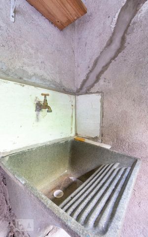 Casa para alugar com 40m², 1 quarto e 1 vaga Casa para alugar com 40m², 1 quarto e 1 vagaÁrea de Serviço