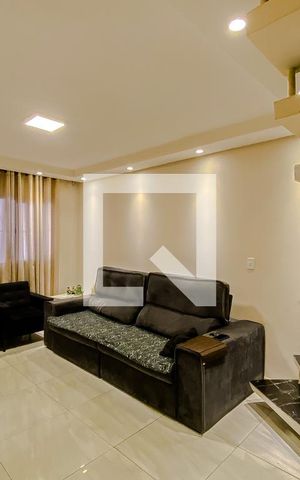 Casa à venda com 132m², 3 quartos e 1 vagaSala