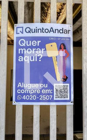 Casa à venda com 132m², 3 quartos e 1 vagaFachada