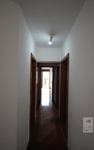 Apartamento à venda com 110m², 3 quartos e 2 vagasCorredor
