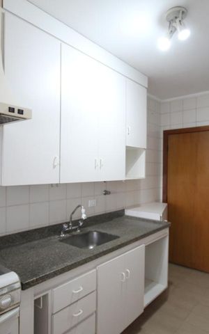 Apartamento à venda com 110m², 3 quartos e 2 vagasCozinha