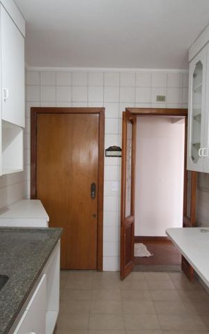 Apartamento à venda com 110m², 3 quartos e 2 vagasCozinha