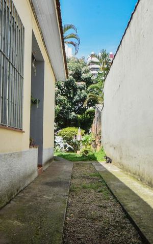 Casa à venda com 500m², 4 quartos e 3 vagasEntrada Social