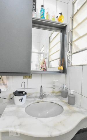 Casa à venda com 500m², 4 quartos e 3 vagasBanheiro 01
