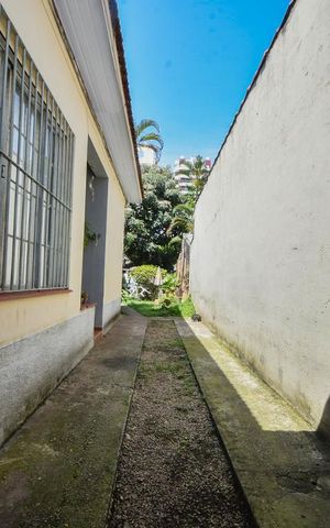Casa à venda com 500m², 4 quartos e 3 vagasEntrada Social