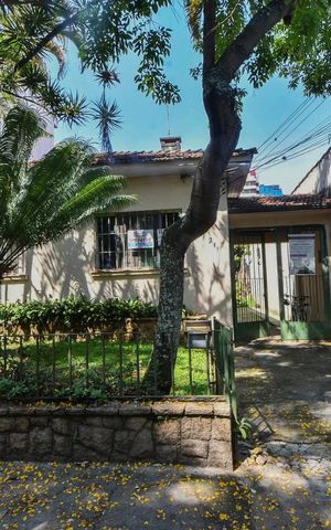 Casa à venda com 500m², 4 quartos e 3 vagasCasa