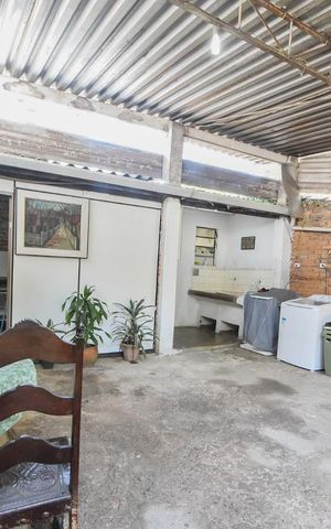 Casa à venda com 500m², 4 quartos e 3 vagasSala