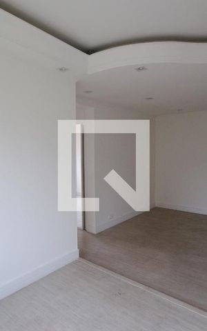 Apartamento à venda com 56m², 2 quartos e 1 vaga Apartamento à venda com 56m², 2 quartos e 1 vagaSala