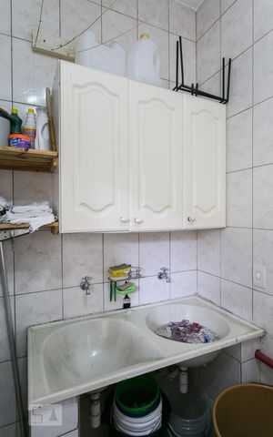 Casa à venda com 75m², 5 quartos e 3 vagasÁrea de Serviço