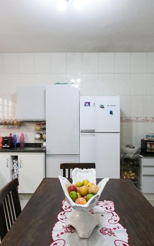Casa à venda com 75m², 5 quartos e 3 vagasCozinha