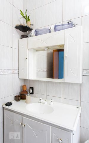 Casa à venda com 75m², 5 quartos e 3 vagasBanheiro da Suíte 2