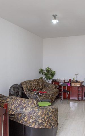 Apartamento à venda com 112m², 2 quartos e sem vaga Apartamento à venda com 112m², 2 quartos e sem vagaSala