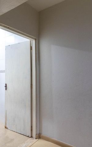 Casa à venda com 130m², 2 quartos e 1 vagaCorredor Andar Superior