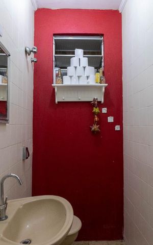 Casa à venda com 130m², 2 quartos e 1 vagaBanheiro