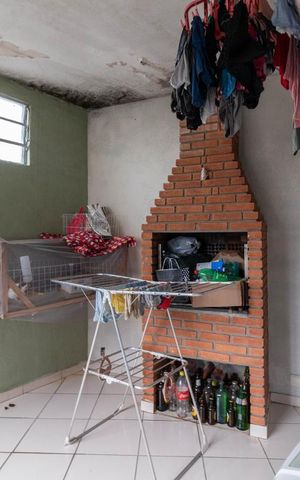 Casa à venda com 130m², 2 quartos e 1 vagaÁrea de Serviço / Lazer (Churrasqueira)