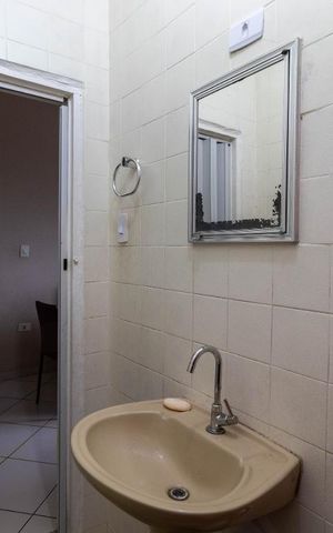Casa à venda com 130m², 2 quartos e 1 vagaBanheiro