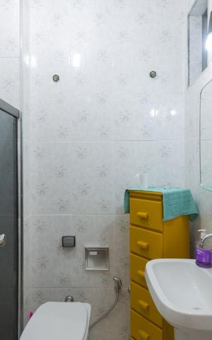 Apartamento à venda com 60m², 2 quartos e sem vagaBanheiro