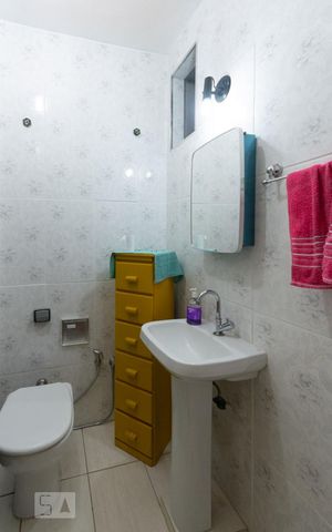 Apartamento à venda com 60m², 2 quartos e sem vagaBanheiro