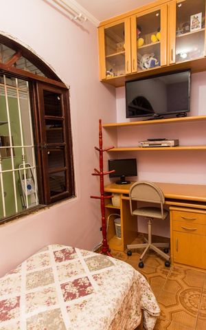 Casa à venda com 110m², 3 quartos e 2 vagas Casa à venda com 110m², 3 quartos e 2 vagasQuarto 2