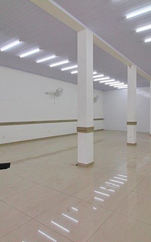 Casa à venda com 350m², 4 quartos e 2 vagasSalão