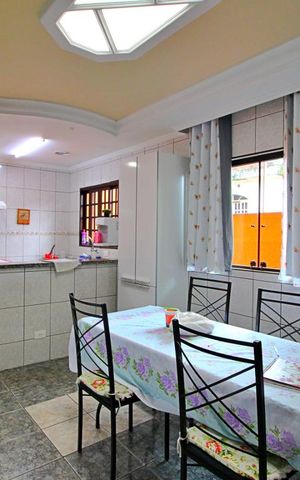Casa à venda com 350m², 4 quartos e 2 vagasCozinha