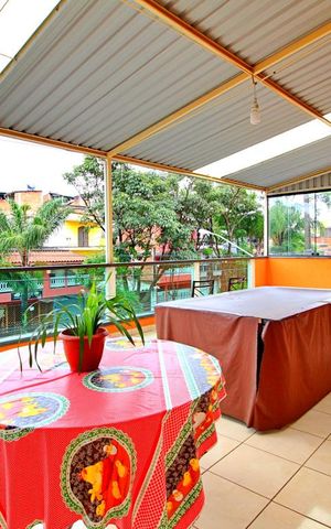 Casa à venda com 350m², 4 quartos e 2 vagasEspaço Gourmet