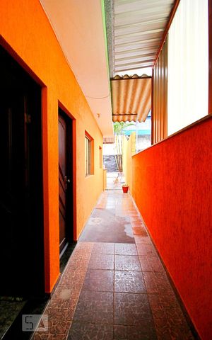 Casa à venda com 350m², 4 quartos e 2 vagasCorredor