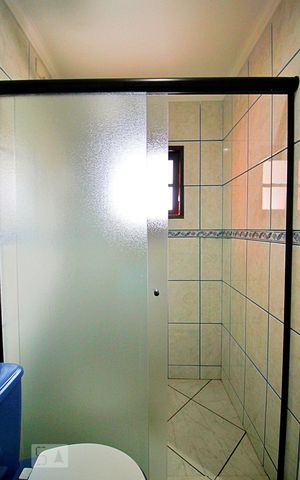 Casa à venda com 350m², 4 quartos e 2 vagasBanheiro da Suíte 2