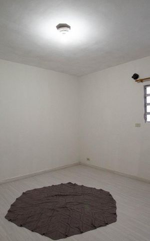 Casa à venda com 256m², 3 quartos e 3 vagas Casa à venda com 256m², 3 quartos e 3 vagasQuarto 1
