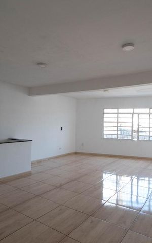 Casa à venda com 256m², 3 quartos e 3 vagas Casa à venda com 256m², 3 quartos e 3 vagasSalão de Festas